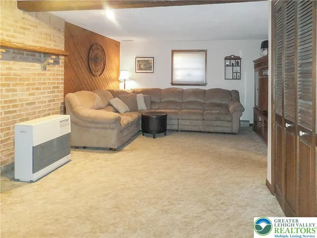 $345,000 | 508 Circle Drive, Catasauqua, PA 18032