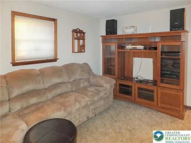 $345,000 | 508 Circle Drive, Catasauqua, PA 18032