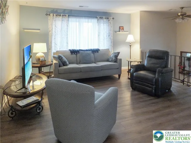 $345,000 | 508 Circle Drive, Catasauqua, PA 18032