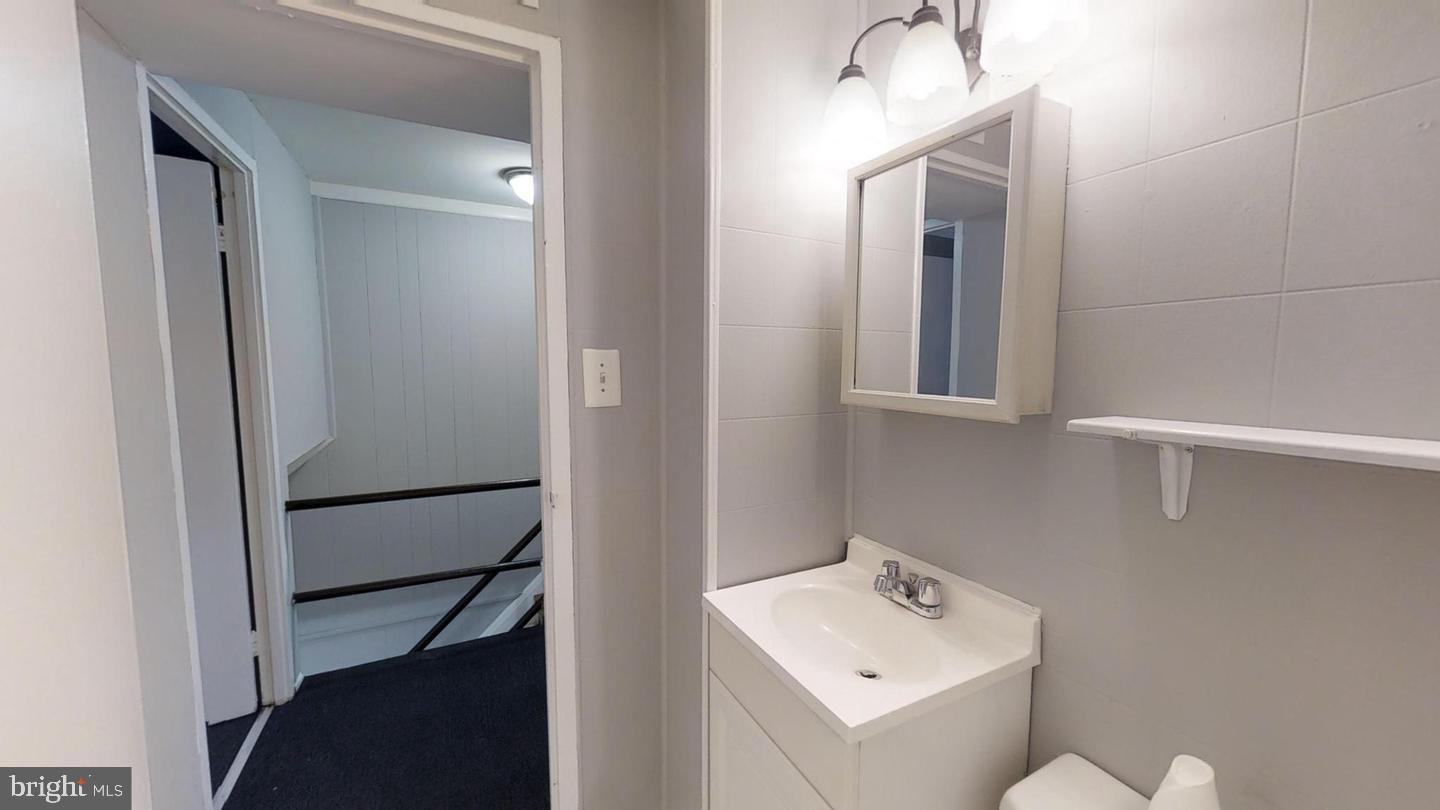 3311 Kessler Court Baltimore, MD 21227 - Photo 5 of 21