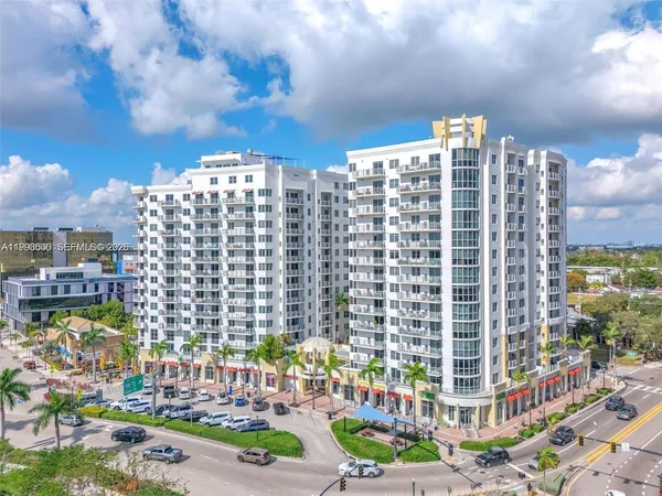 $2,300 | 1830 Radius Drive, Unit 201, Hollywood, FL 33020
