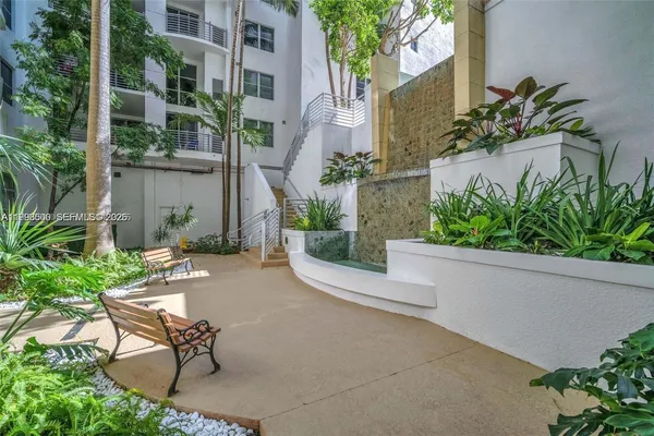 $2,300 | 1830 Radius Drive, Unit 201, Hollywood, FL 33020