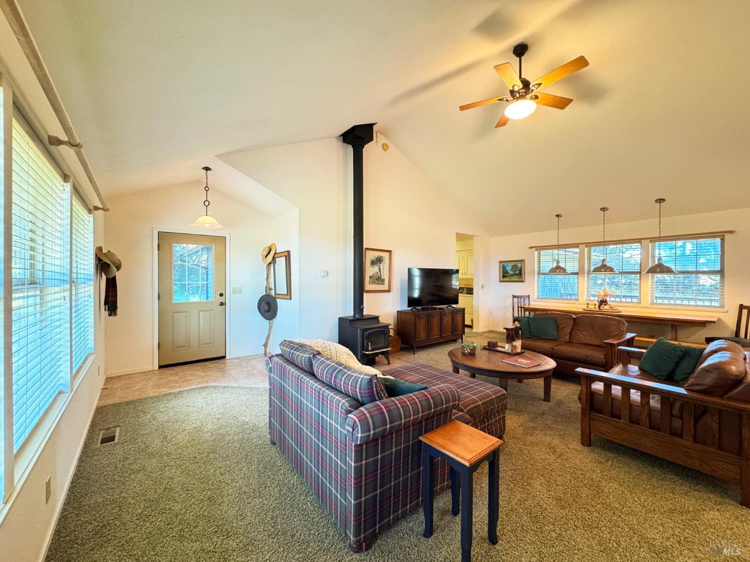 34201 Pacific Reefs Road Albion, CA 95410 - Photo 5 of 47