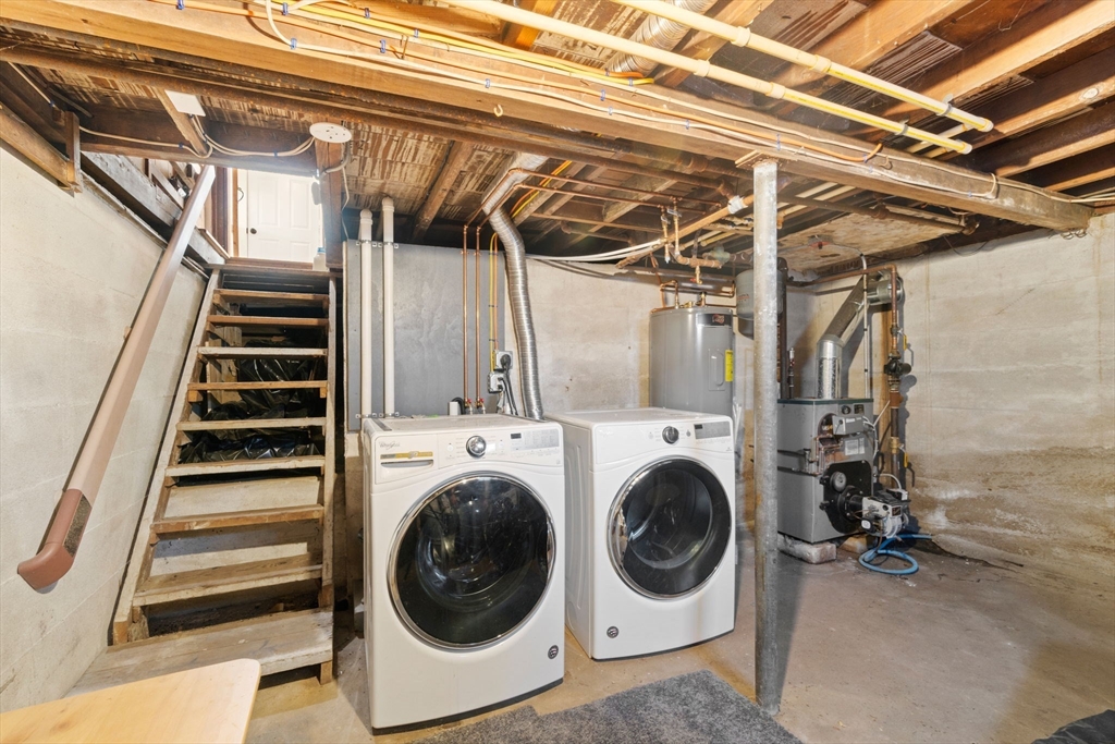 32 Woodside Avenue Wareham, MA 02532 - Photo 31 of 40 a utility room with dryer and washer