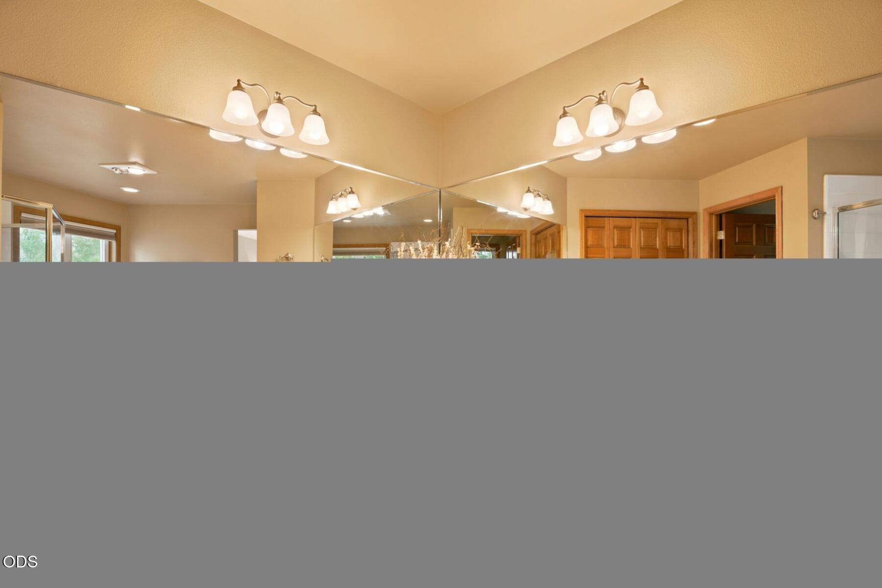 62028 Fall Creek Loop Bend, OR 97702 - Photo 32 of 53