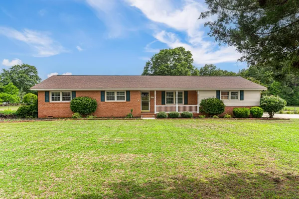 $285,000 | 1433 Neeses Highway, Orangeburg, SC 29115