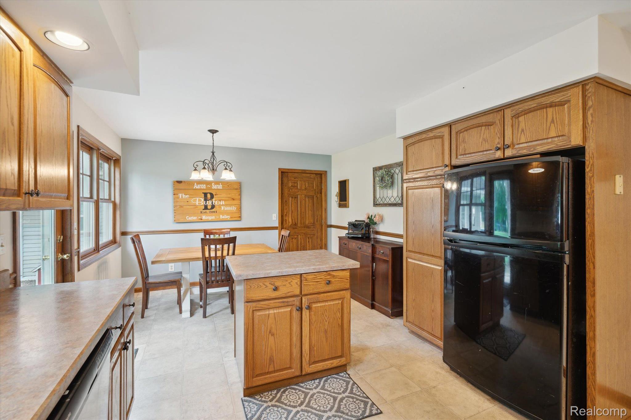 2317 North Vassar Road Burton, MI 48509 - Photo 12 of 42 Gallery Image 12