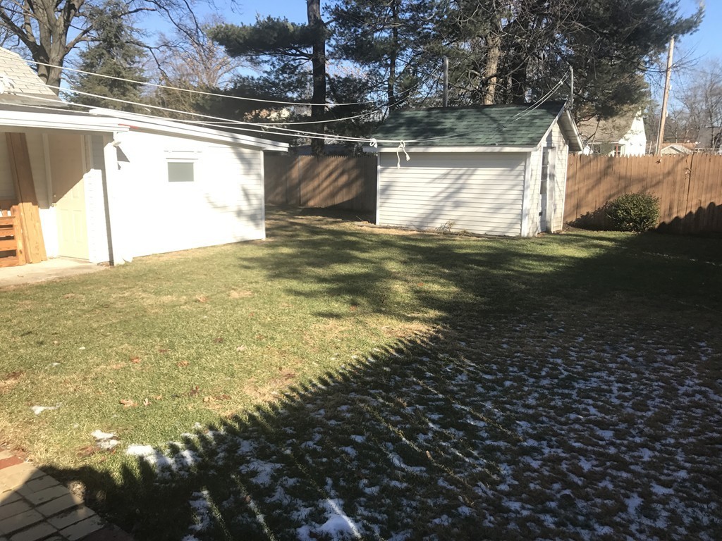 81 Drexel Street Springfield, MA 01104 - Photo 4 of 18