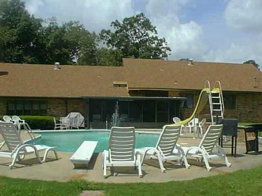 3150 Rigolette Road Pineville, LA 71360 - Photo 3 of 9