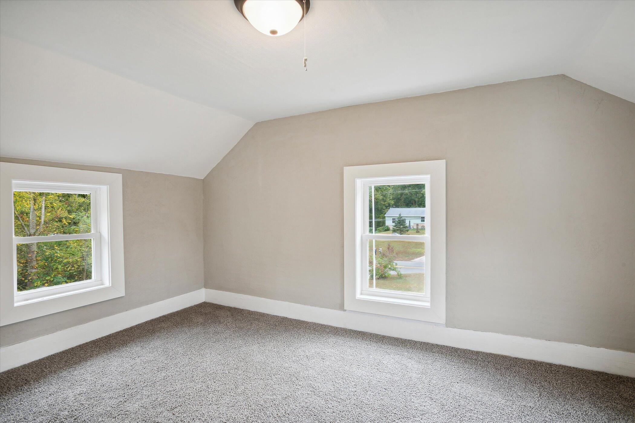 20204 McAllister Road Battle Creek, MI 49014 - Photo 26 of 32 Upper Bedroom 2