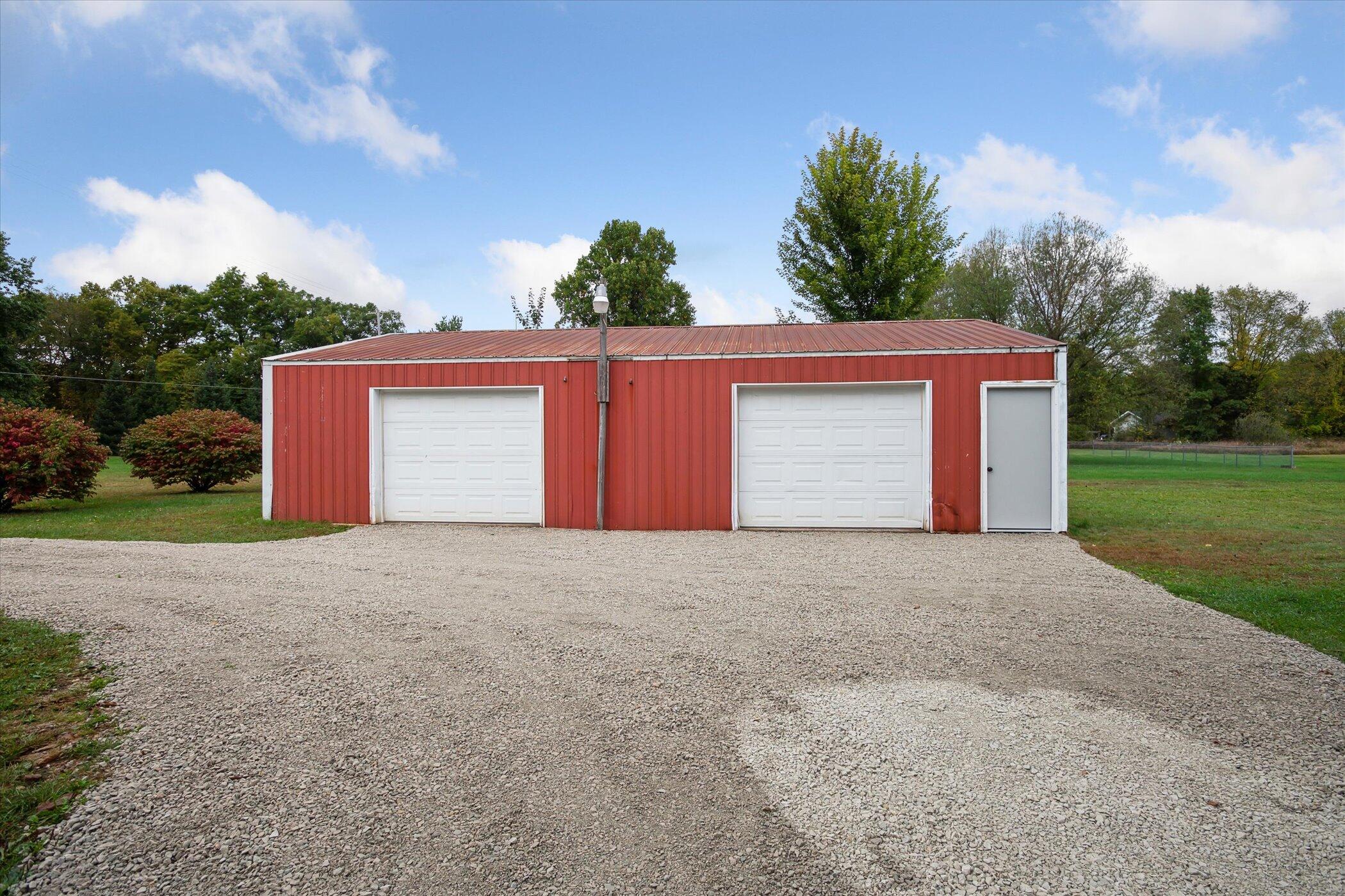 20204 McAllister Road Battle Creek, MI 49014 - Photo 29 of 32 Pole Barn