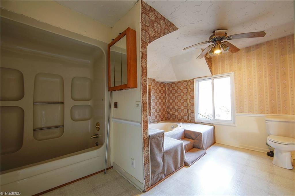 3365 New Walkertown Road Winston-Salem, NC 27105 - Photo 27 of 37