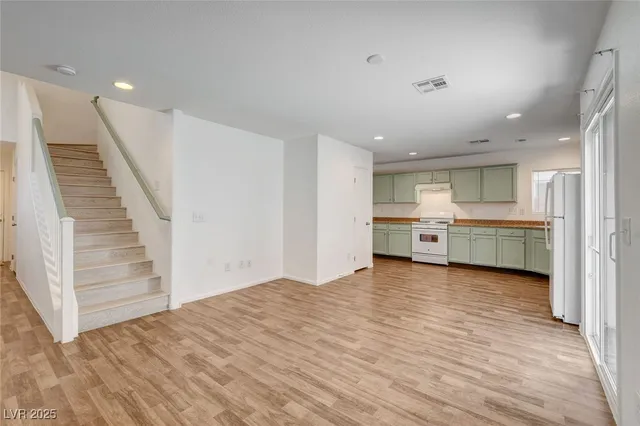 $1,790 | 4266 Winter Cloud Court, Las Vegas, NV 89115