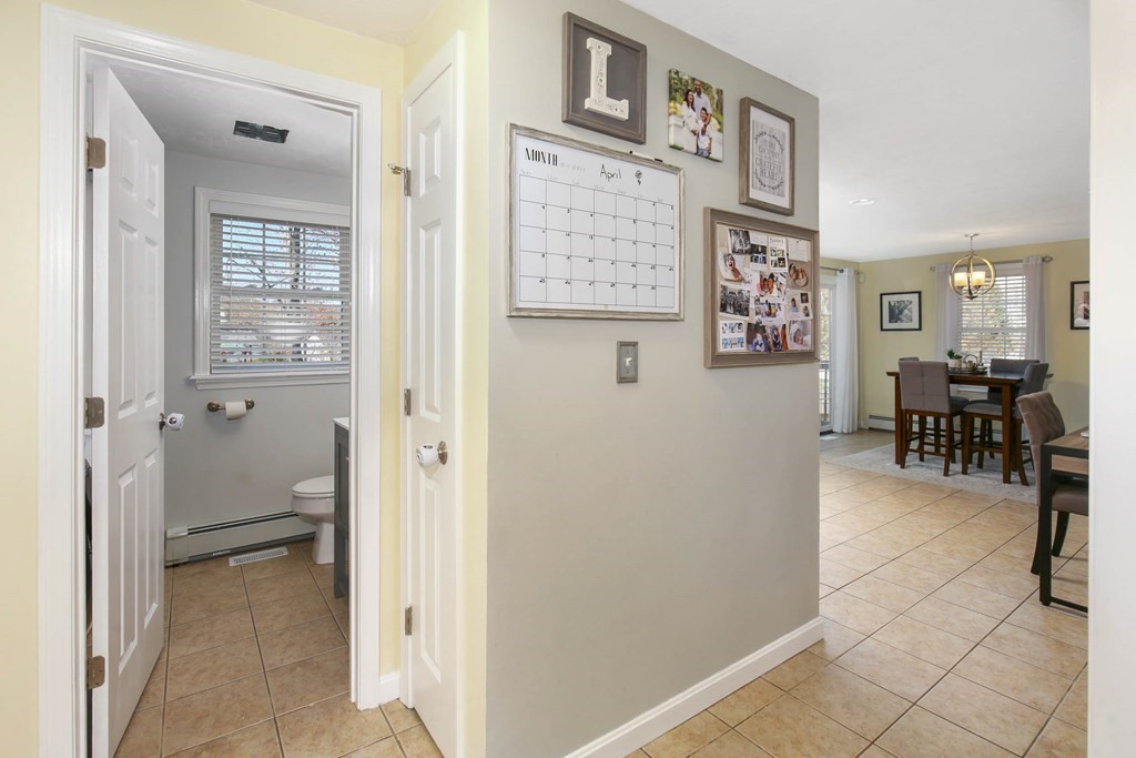 20 El Caney Road Worcester, MA 01603 - Photo 19 of 37 a view of a livingroom with furniture and workspace