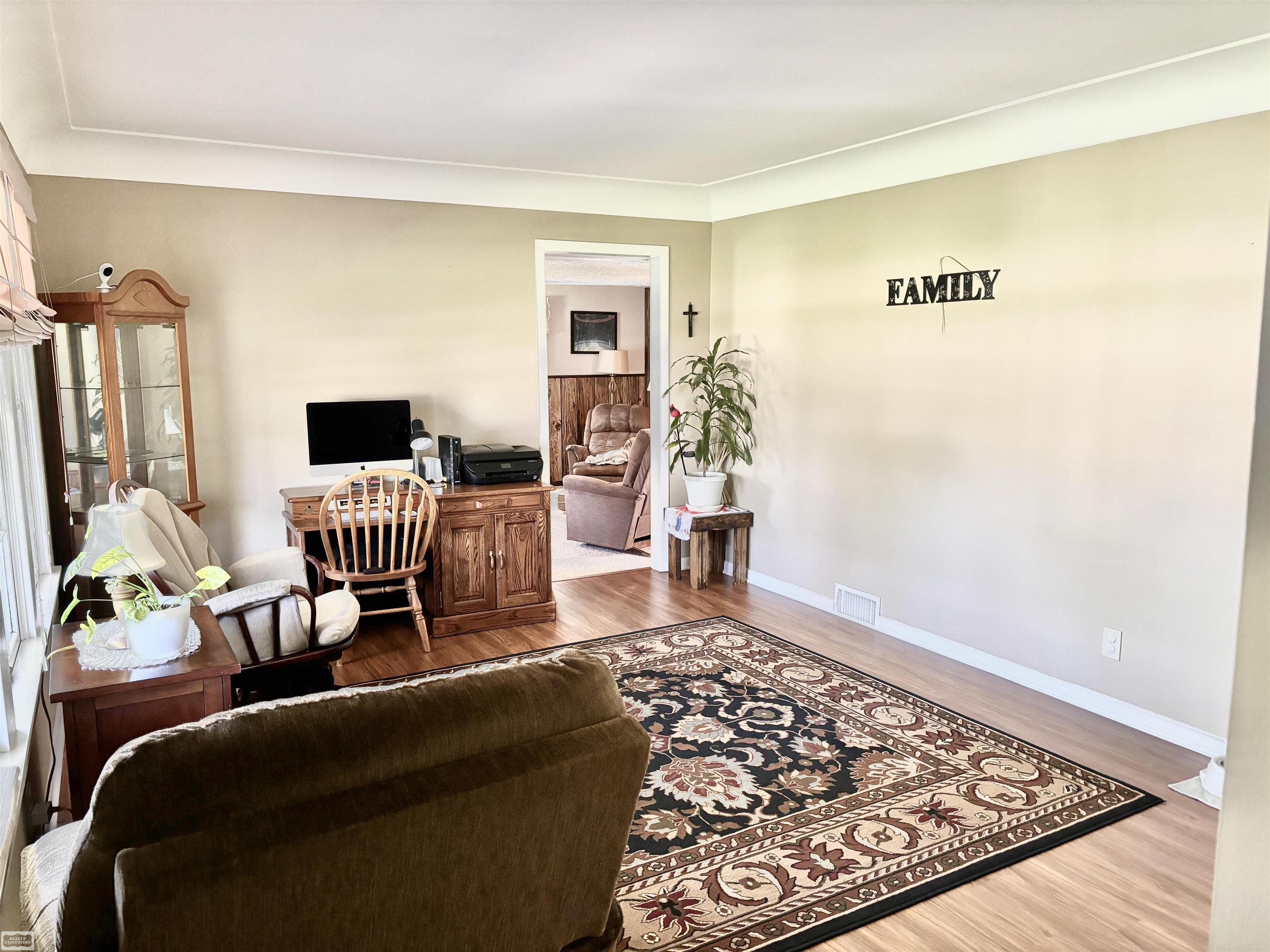 50511 Cedargrove Road Utica, MI 48317 - Photo 6 of 33