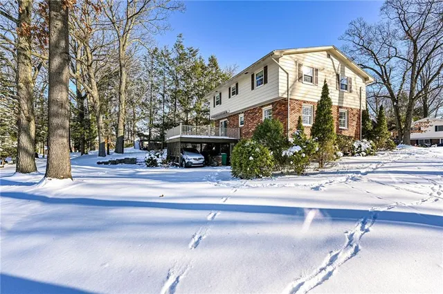 a building exterior with tall buildings
