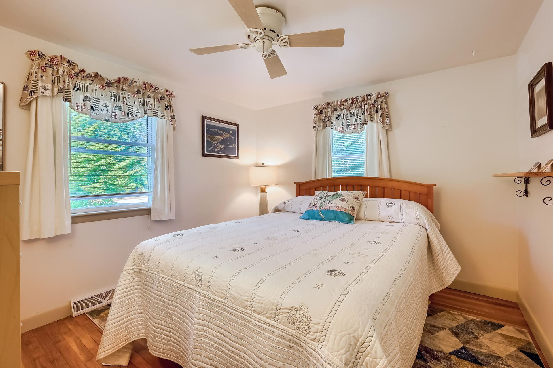 130 Cathedral Road Brewster, MA 02631 - Photo 20 of 34 130Cath Bdrm2