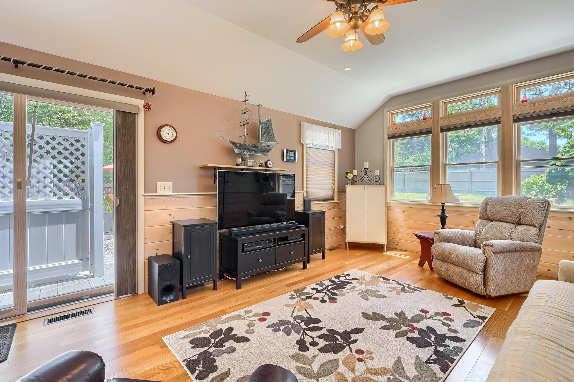130 Cathedral Road Brewster, MA 02631 - Photo 9 of 34 130Cath FR1