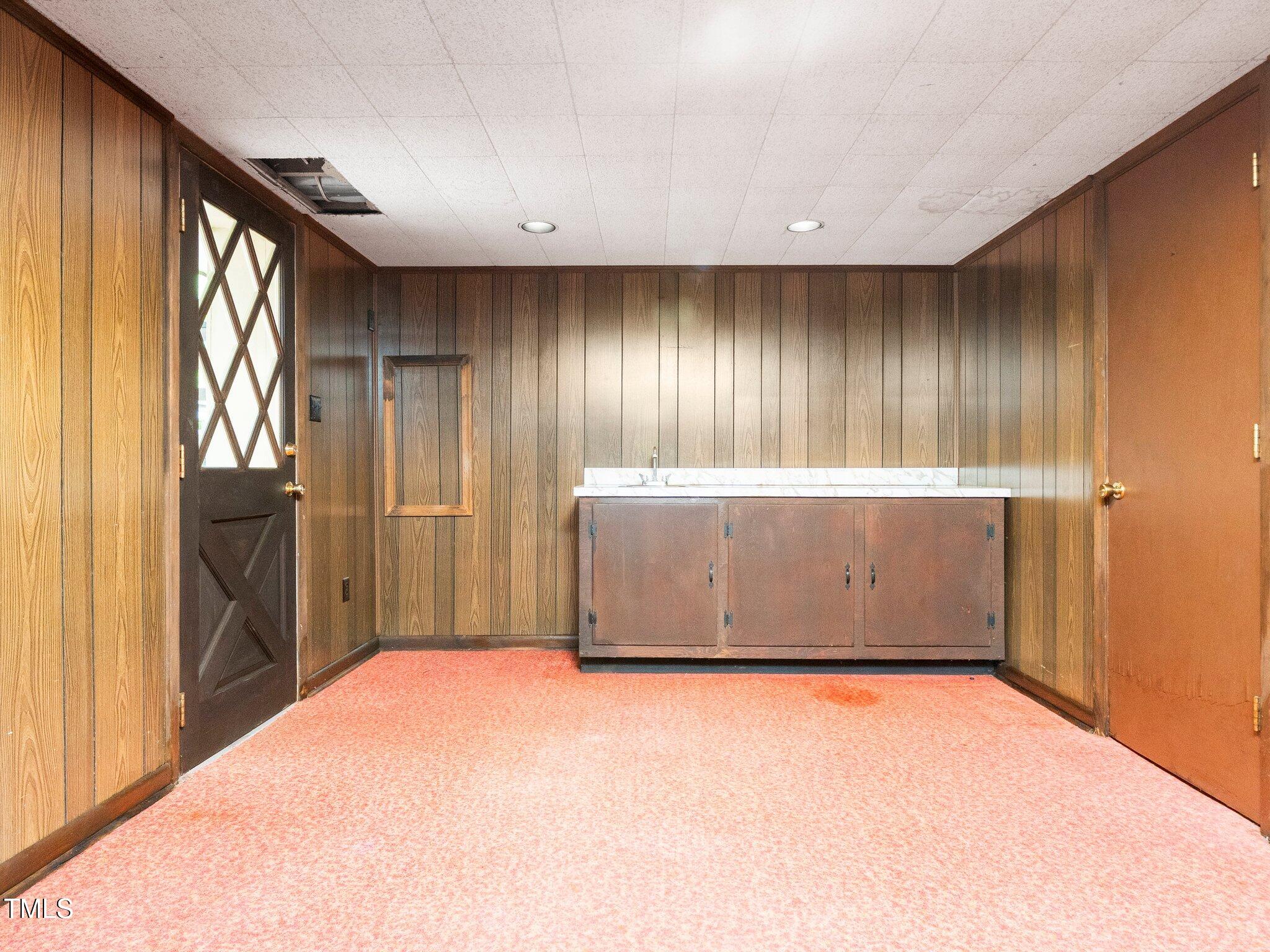 5816 Old Forge Circle Raleigh, NC 27609 - Photo 30 of 41 workshop accessible from the outside