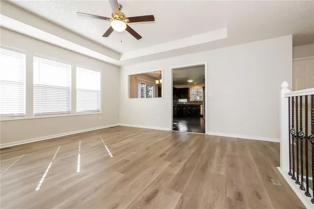 $2,660 | 113 North Oxford Drive, Raymore, MO 64083