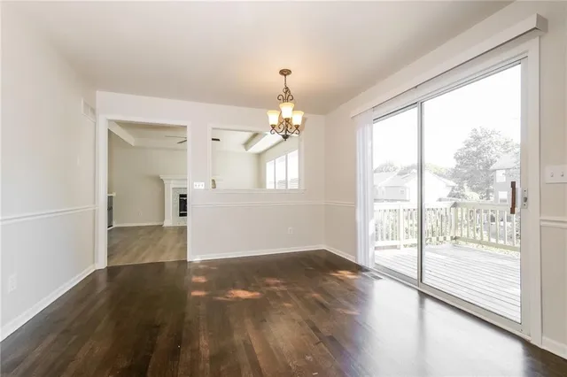 $2,660 | 113 North Oxford Drive, Raymore, MO 64083