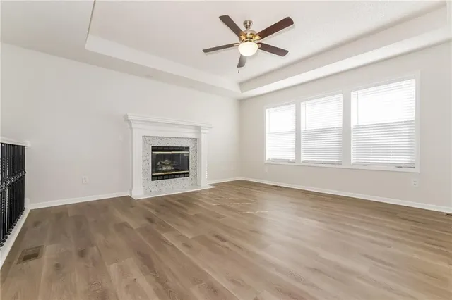 $2,660 | 113 North Oxford Drive, Raymore, MO 64083