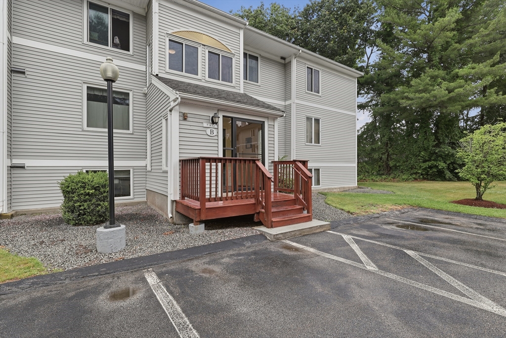 330 Sunderland Road, Unit 7 Worcester, MA 01604 - Photo 21 of 24