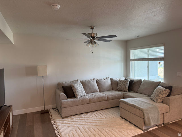 65 East 970 North Castle Dale, UT 84513 - Photo 2 of 23