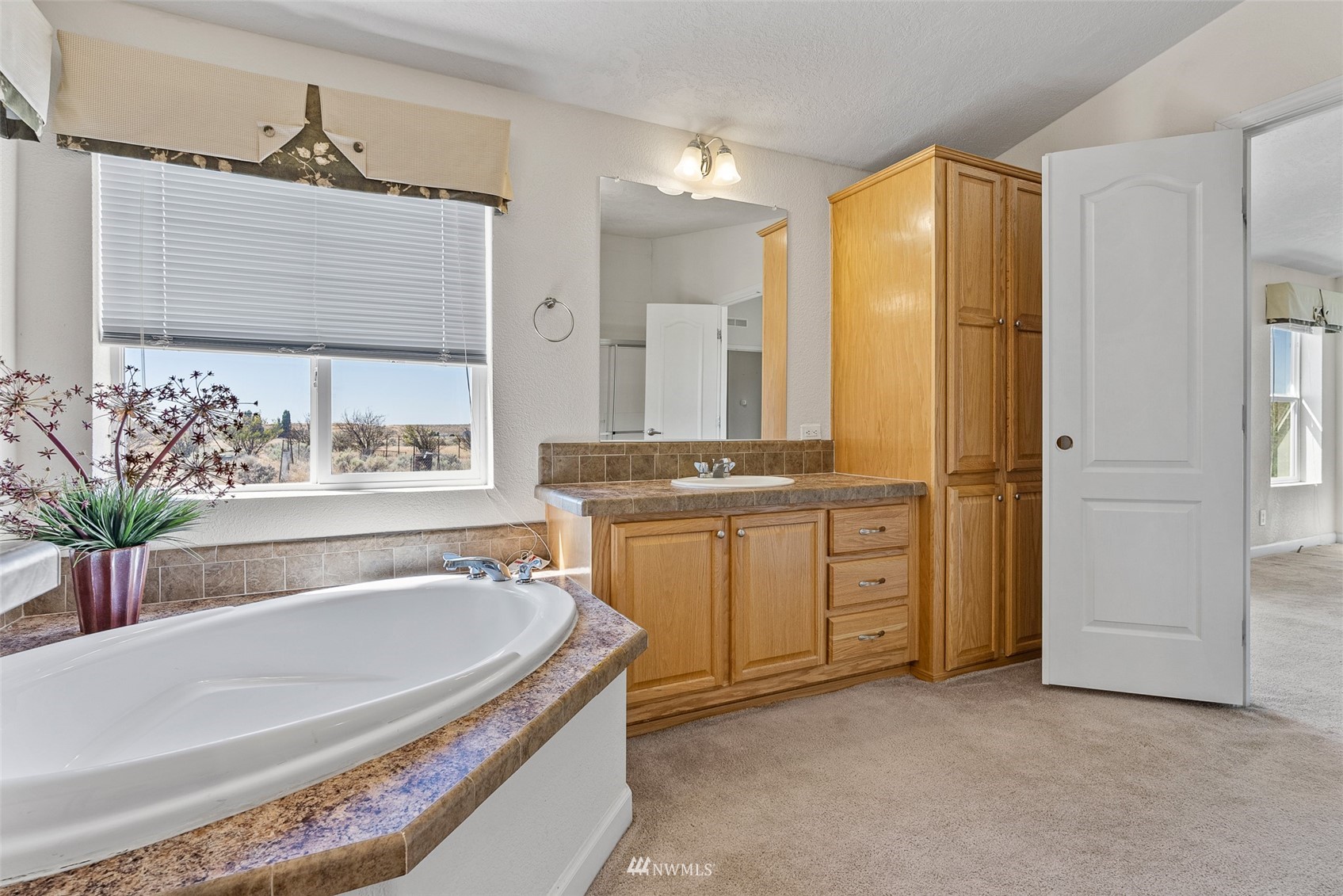 12574 Rd C.1 Northwest Ephrata, WA 98823 - Photo 29 of 40 Gallery Image 29