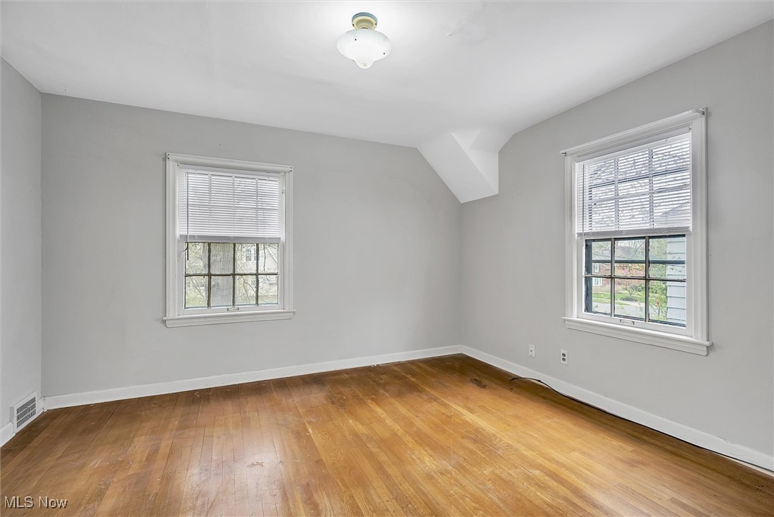 3559 Berkeley Road Cleveland Heights, OH 44118 - Photo 14 of 24