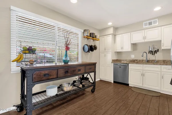 $430,000 | 5719 West Zoe Ella Way, Glendale, AZ 85306
