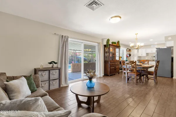 $430,000 | 5719 West Zoe Ella Way, Glendale, AZ 85306