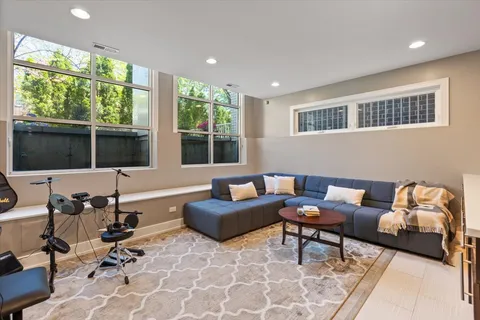 $1,499,999 | 1758 North Rockwell Street, Chicago, IL 60647