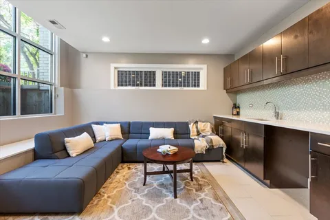 $1,499,999 | 1758 North Rockwell Street, Chicago, IL 60647