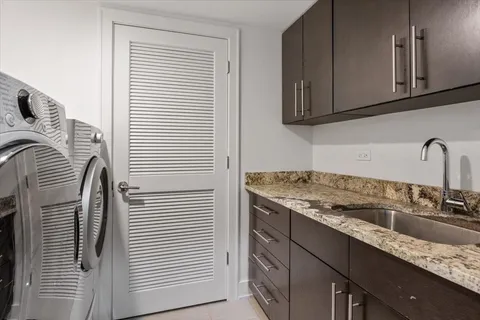 $1,499,999 | 1758 North Rockwell Street, Chicago, IL 60647