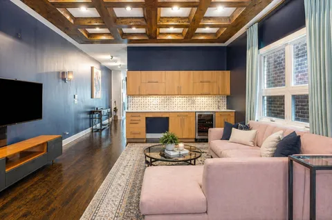 $1,499,999 | 1758 North Rockwell Street, Chicago, IL 60647