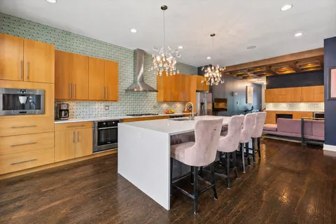 $1,499,999 | 1758 North Rockwell Street, Chicago, IL 60647