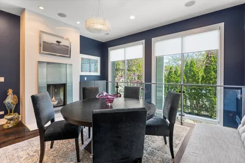 $1,499,999 | 1758 North Rockwell Street, Chicago, IL 60647