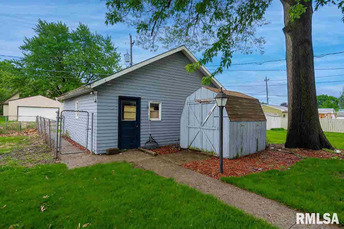 1818 9th Street Moline, IL 61265 - Photo 15 of 15 Gallery Image 15