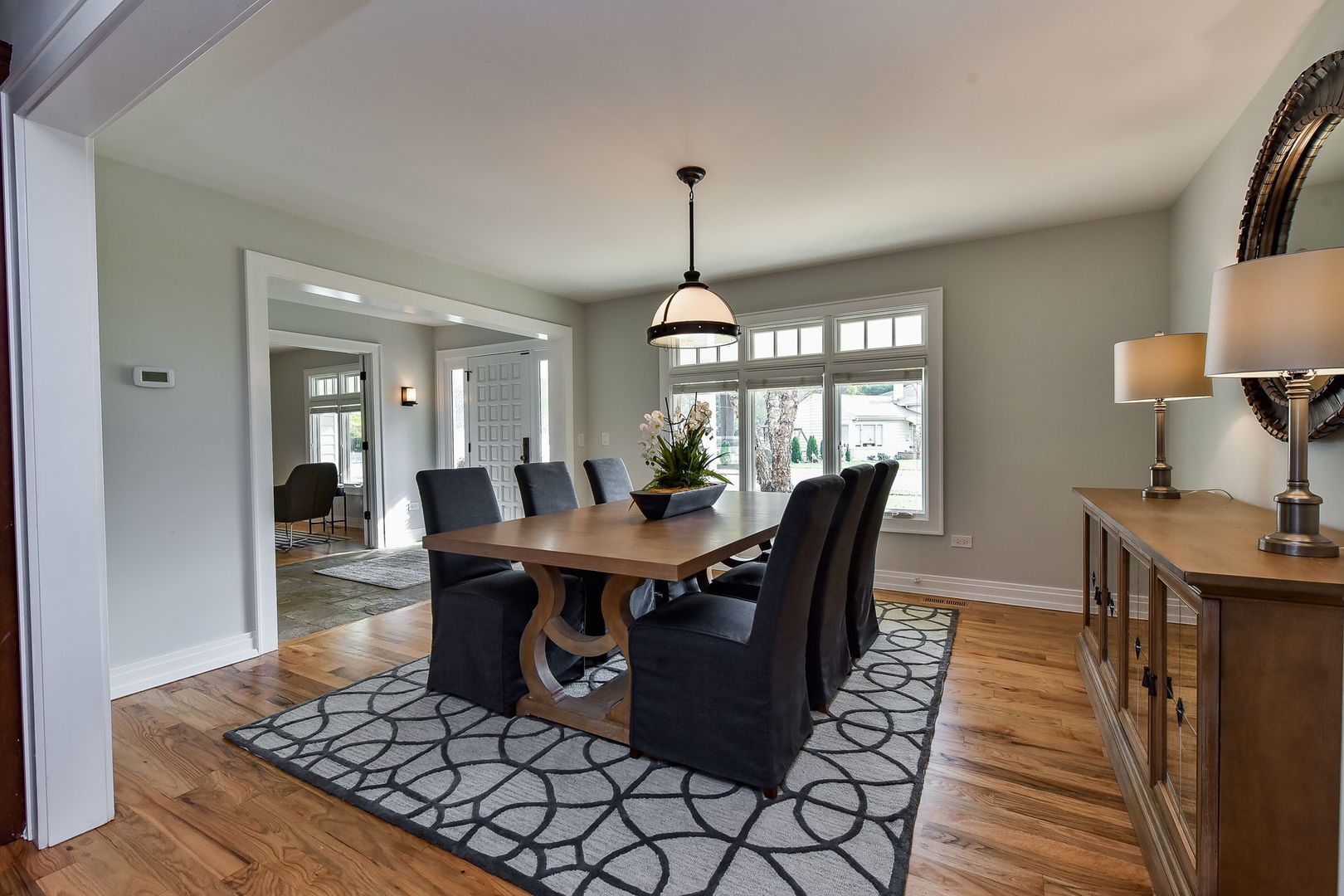 543 East Hillside Road Naperville, IL 60540 - Photo 3 of 17