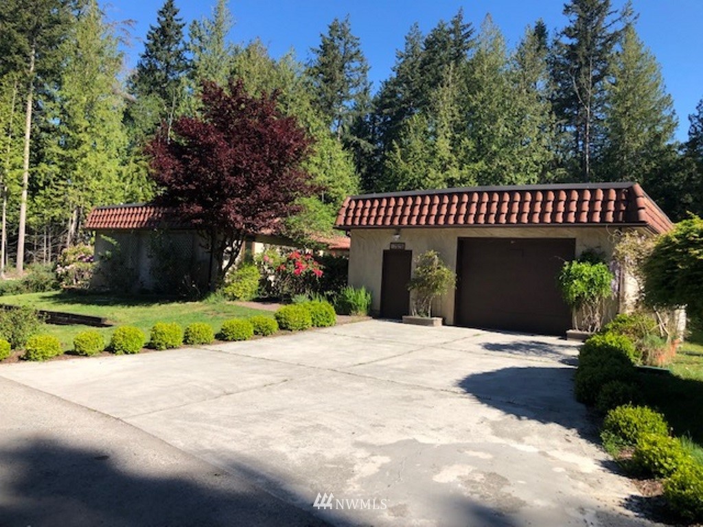 7575 Scatchet Head Road Clinton, WA 98236 - Photo 1 of 1 Gallery Image 1