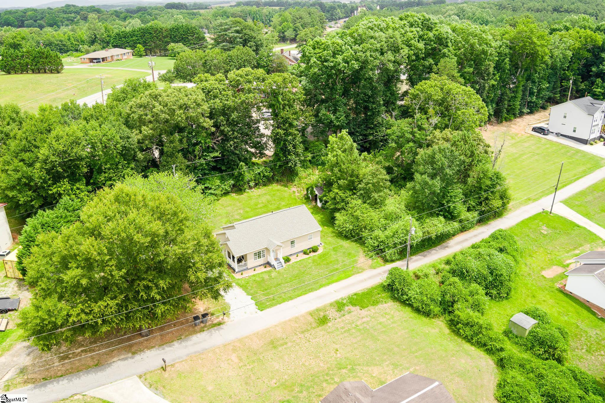 115 Clover Street Liberty, SC 29657 - Photo 26 of 31