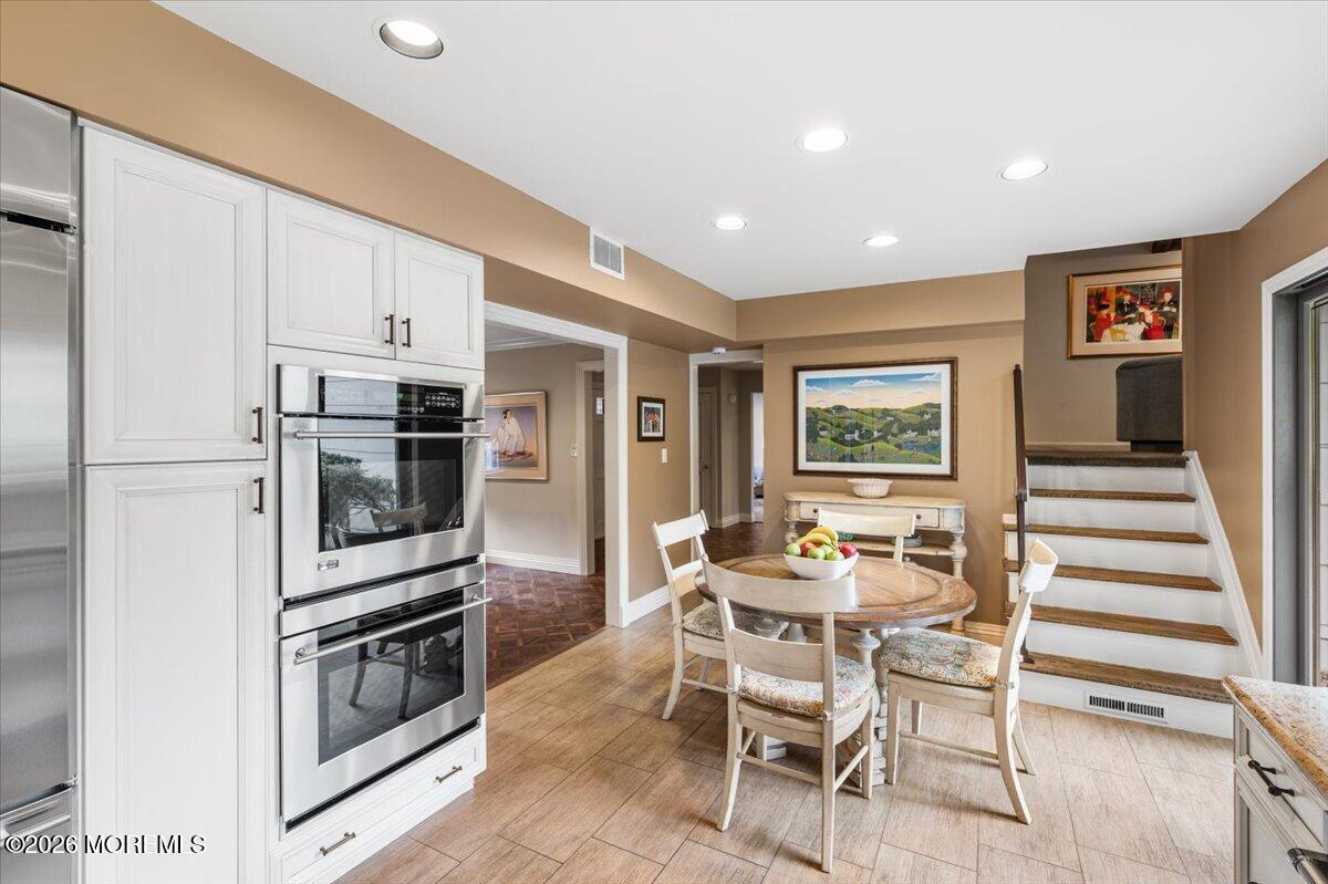 23 Regina Road Morganville, NJ 07751 - Photo 13 of 49 17-Kitchen