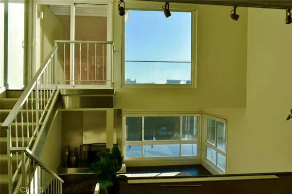 $6,250 | 6400 Pacific, Unit 311, Los Angeles, CA 90293