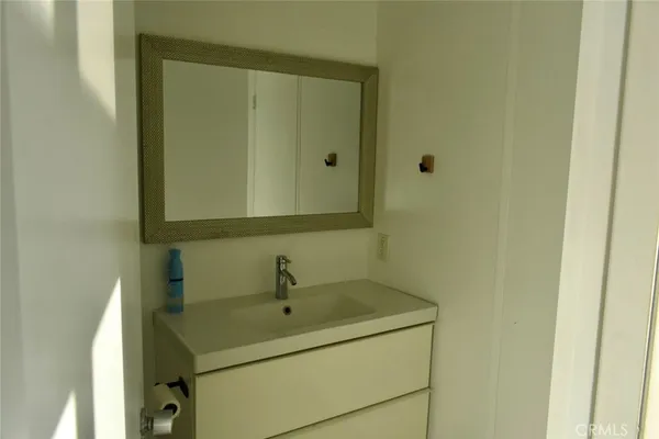 $6,250 | 6400 Pacific, Unit 311, Los Angeles, CA 90293