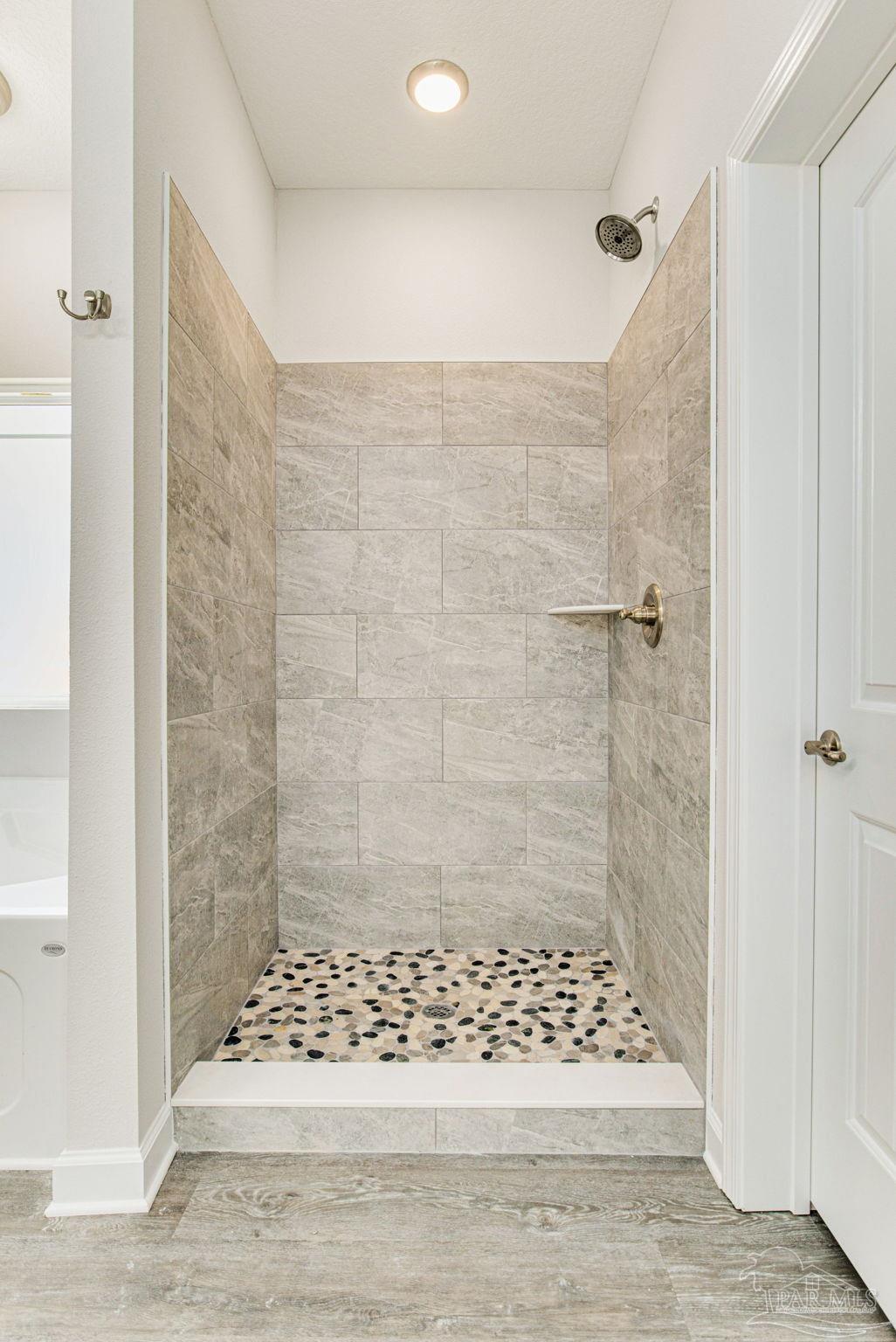 5469 Walker Road Milton, FL 32570 - Photo 3 of 6 Gallery Image 3