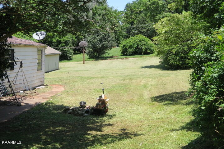 4349 Reed Road Louisville, TN 37777 - Photo 6 of 22 Gallery Image 6