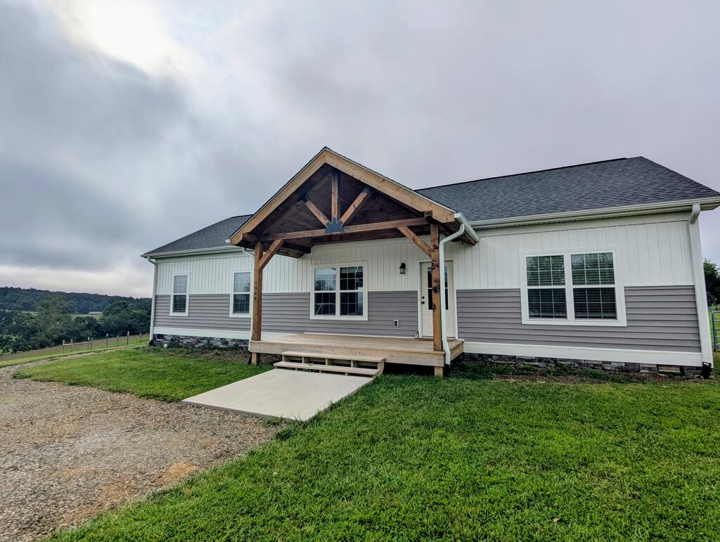 1345 Hale Road Northeast Check, VA 24072 - Photo 2 of 34 Gallery Image 2