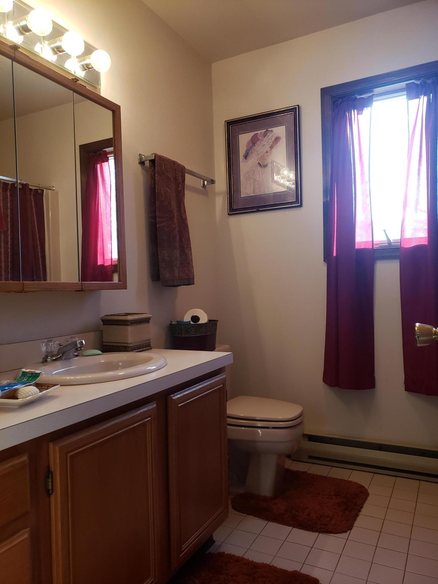 162 Doe Loop Bushkill, PA 18324 - Photo 39 of 63 20190427_173358