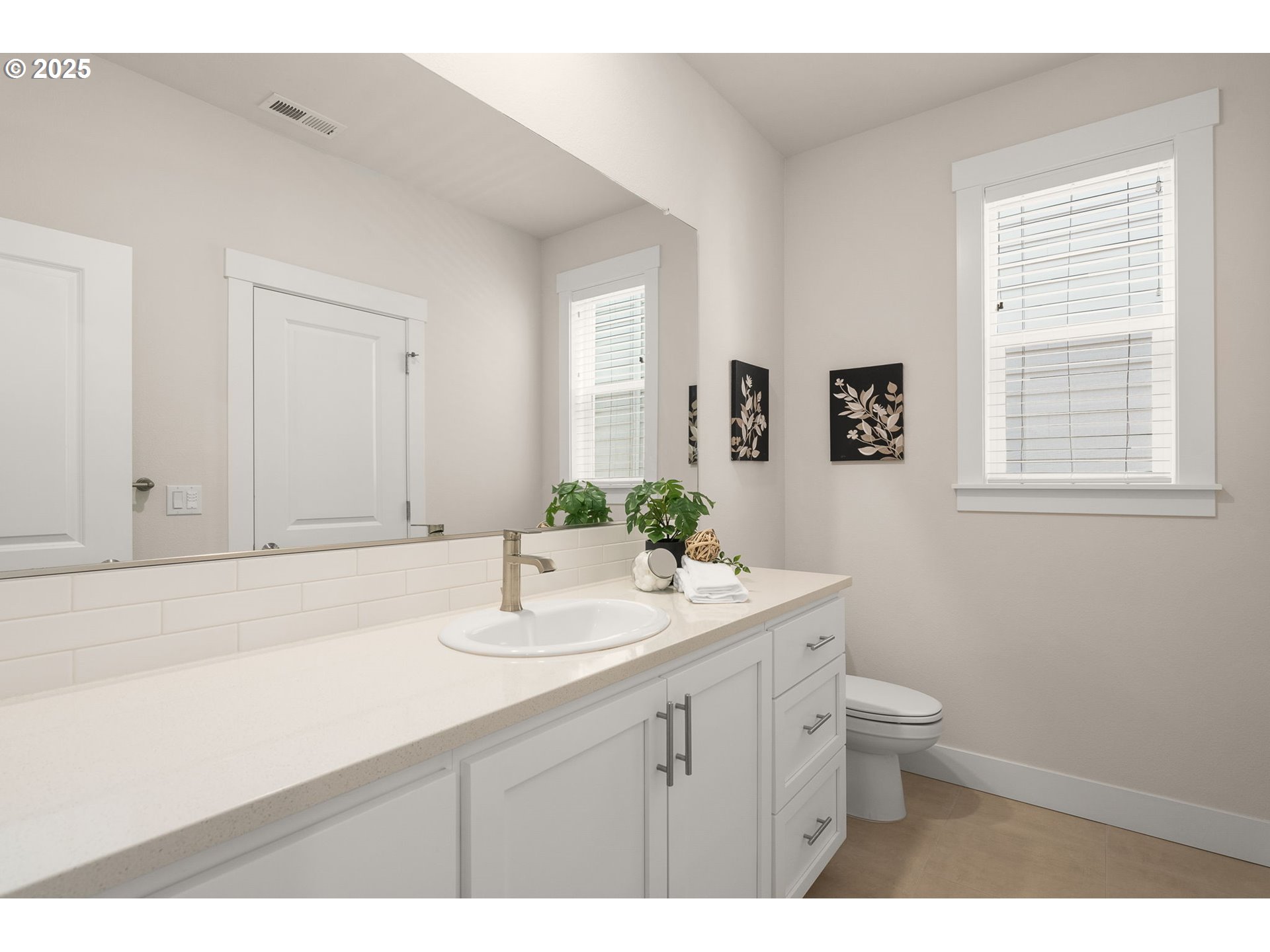 16648 Southwest Colorado Lane Portland, OR 97224 - Photo 14 of 32